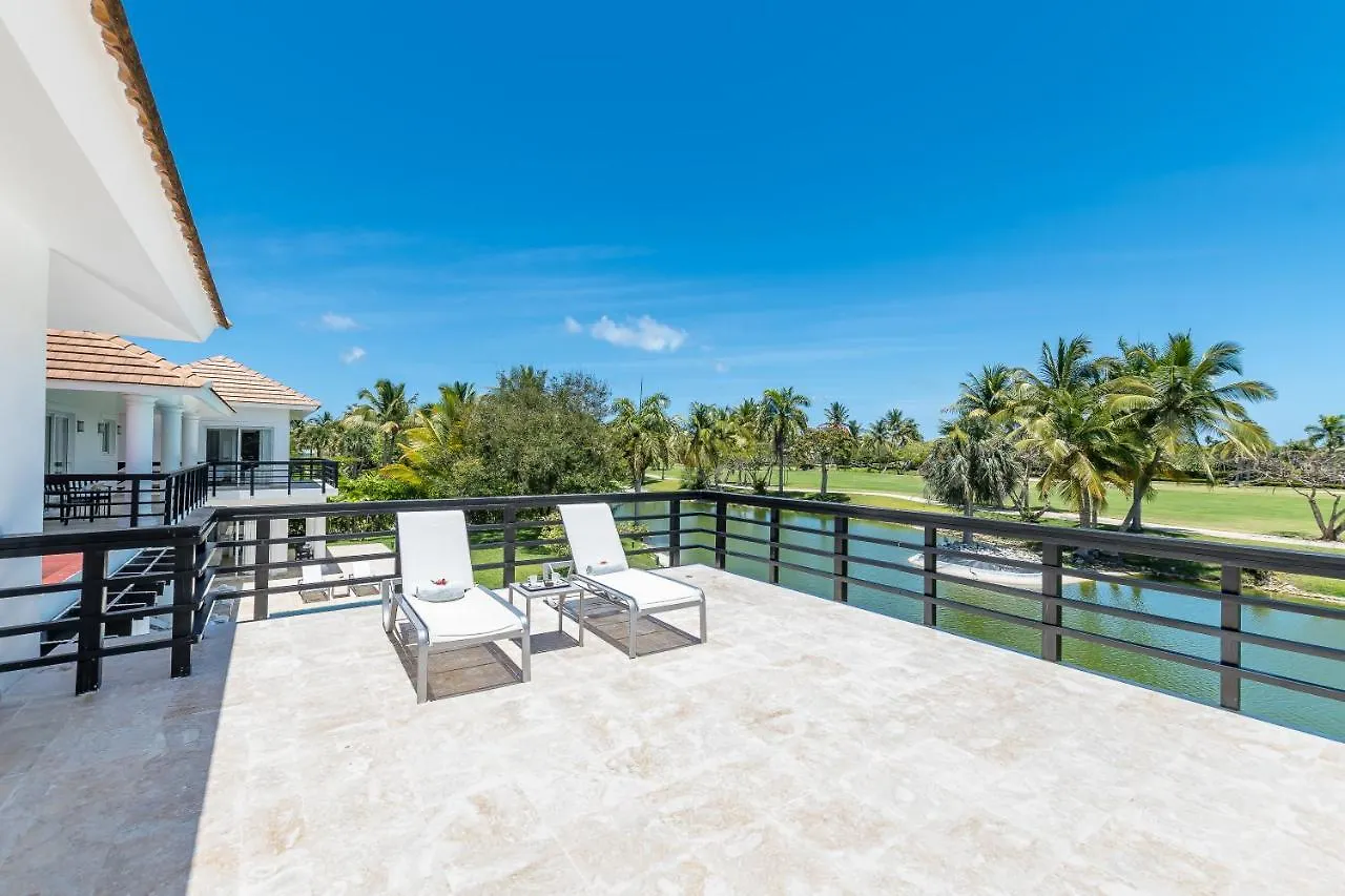 Pool View Villa With Jacuzzi & Chef At Cocotal Golf & Country Club Punta Cana