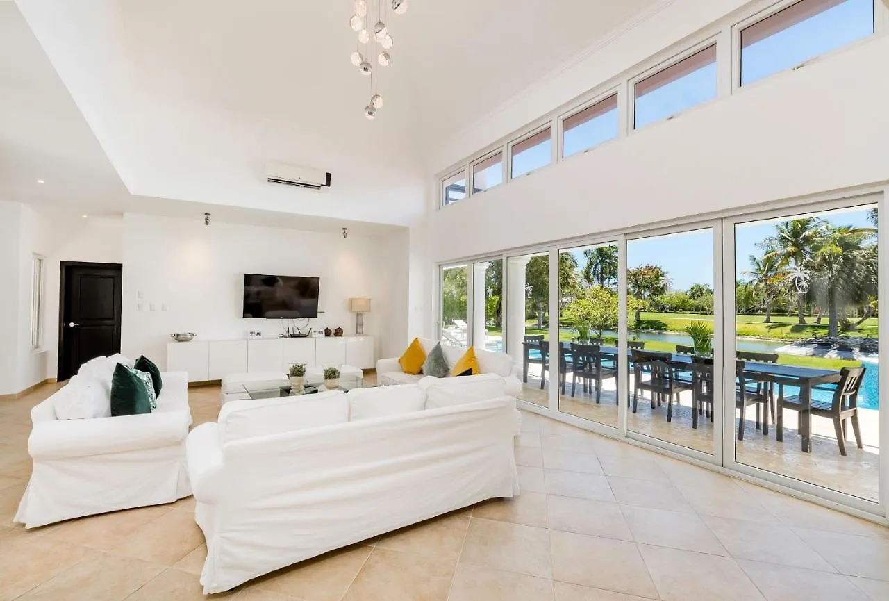 Pool View Villa With Jacuzzi & Chef At Cocotal Golf & Country Club Punta Cana