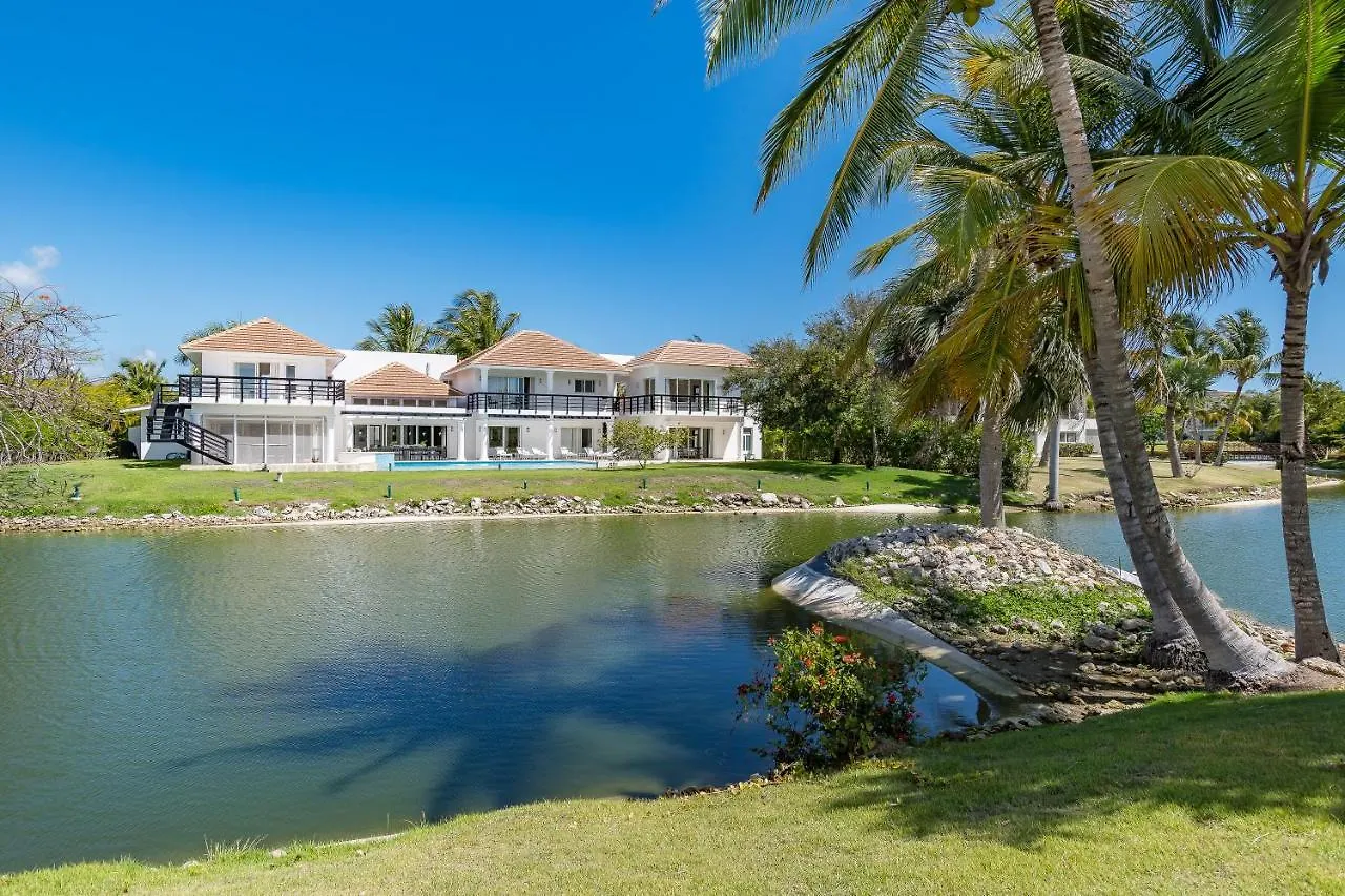 Pool View Villa With Jacuzzi & Chef At Cocotal Golf & Country Club Punta Cana